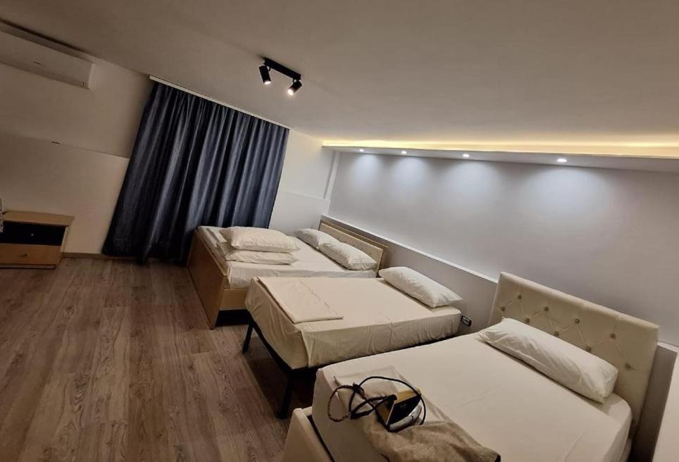 Flowers Guesthouse Τίρανα Εξωτερικό φωτογραφία