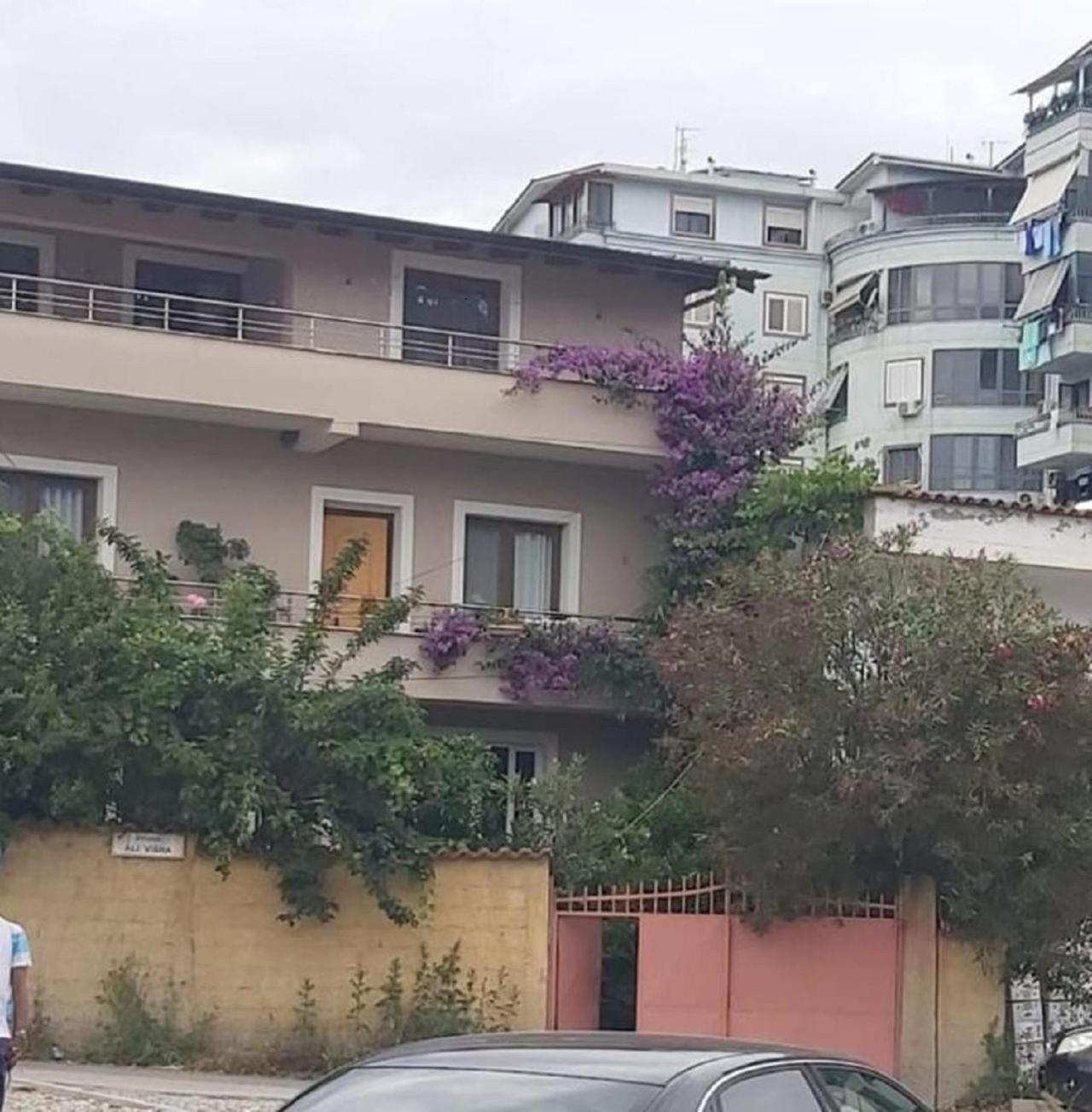 Flowers Guesthouse Τίρανα Εξωτερικό φωτογραφία